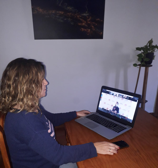 La Alcaldesa de Bubión durante la asamblea telemática (AYTO. BUBIÓN) 