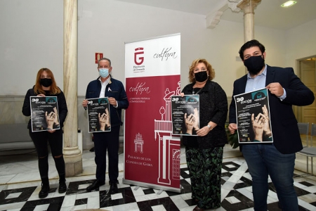 Presentación del certamen de Teatro de Pinos Puente (R. MARTÍNEZ / DIPGRA)