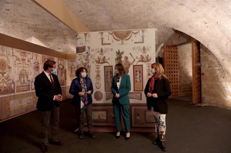 Visita de las instituciones a la exposición sobre las pinturas murales de las Habitaciones del Emperador en la Alhambra (PATRONATO DE LA ALHAMBRA Y EL GENERALIFE) 