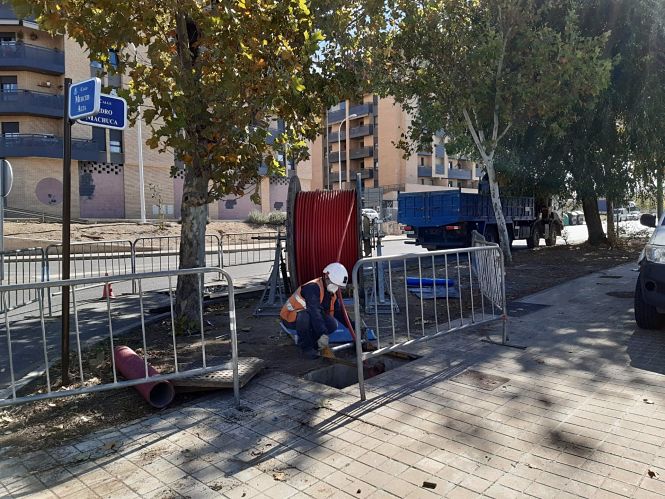 Técnicos de Endesa trabajan en la zona Norte de Granada (ENDESA)