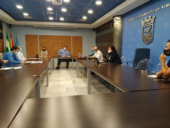 Reunión en el Ayuntamiento de Almuñécar (AYTO. ALMUÑÉCAR)