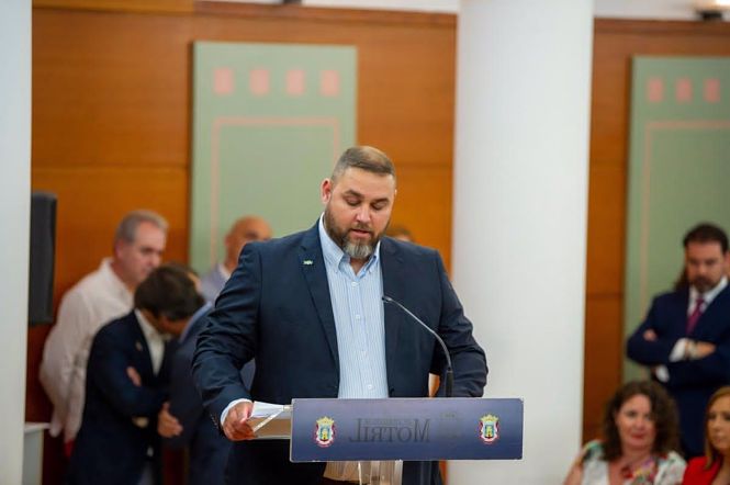 El portavoz del Grupo municipal de Vox en Motril, Miguel Ángel López (VOX) 