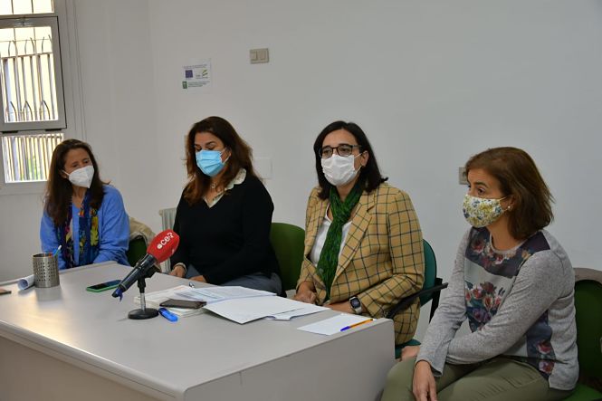 La delegada territorial de Agricultura, Ganadería, Pesca y Desarrollo Sostenible, María José Martín, ha presentado la nueva convocatoria para la renovación de las Juntas Rectoras (JUNTA)