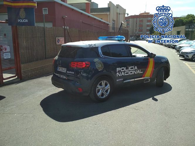 Coche de Policía Nacional (POLICÍA NACIONAL) 