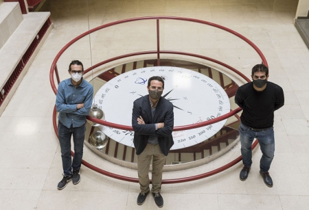 Investigadores de la UGR que han logrado crear los ‘cristales de tiempo’ (UGR) Investigadores de la UGR que han logrado crear los ‘cristales de tiempo’ (UGR)