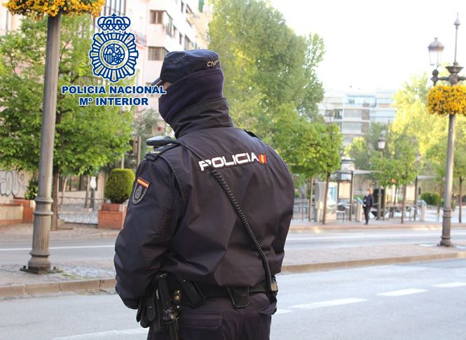 Imagen de un policia Nacional (POLICIA NACIONAL)