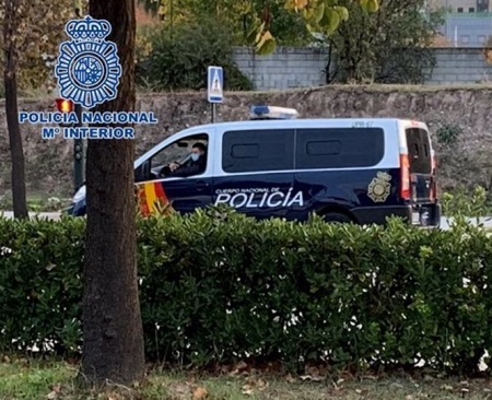Furgón policial (POLICÍA NACIONAL) Furgón policial (POLICÍA NACIONAL)