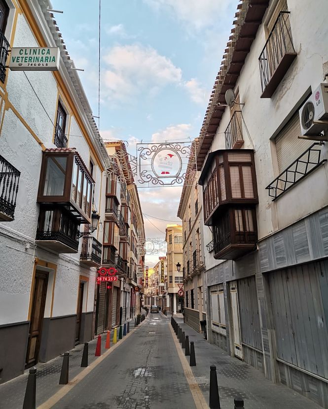 Imagen de una calle de Huéscar (AYTO. HUESCAR)