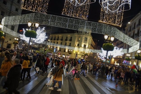 Encendido de las luces de Navidad en Granada en 2019 (ÁLEX CÁMARA - EUROPA PRESS) Encendido de las luces de Navidad en Granada en 2019 (ÁLEX CÁMARA - EUROPA PRESS)