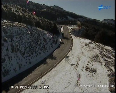 Carretera A-395 cerca de Sierra Nevada (DGT) Carretera A-395 cerca de Sierra Nevada (DGT)