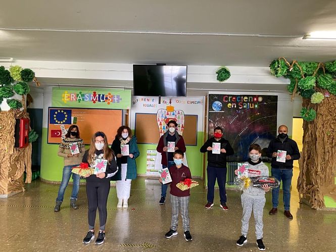entrega de premios del concurso de postales navideñas de Otura (AYTO. OTURA) 