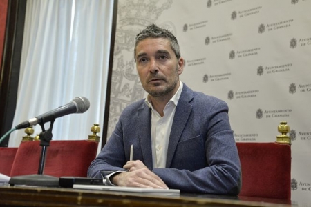 El Concejal de Turismo en el Ayuntamiento de Granada, Manuel Olivares (JAVIER ALGARRA) El Concejal de Turismo en el Ayuntamiento de Granada, Manuel Olivares (JAVIER ALGARRA)