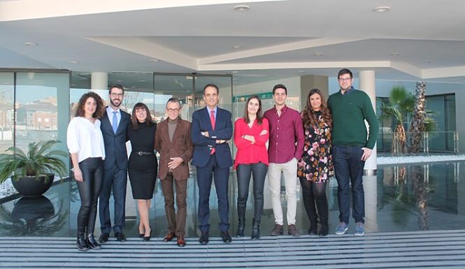 Equipos de investigadores granadinos (JUNTA)