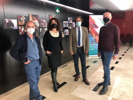 El Delegado de Cultura, Antonio Granados, ha visitado la expocisión (JUNTA)