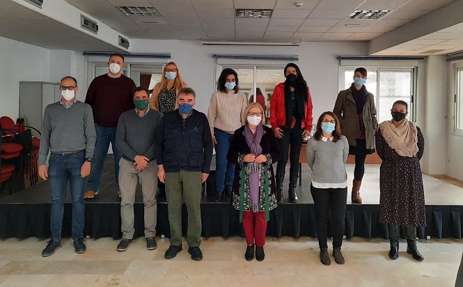 Integrantes de la mesa sectorial por la infancia en zonas desfavorecidas (AYTO. MOTRIL)