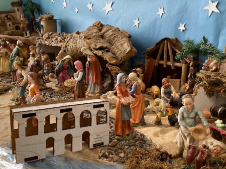 Acueducto sobre un belén de Almuñécar (AYTO. ALMUÑÉCAR)