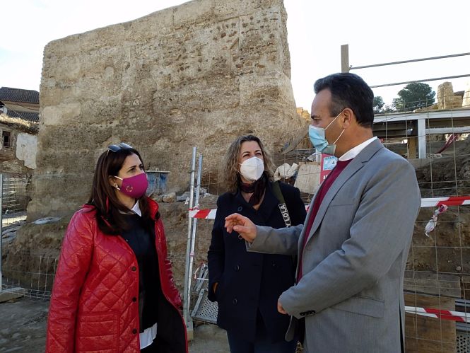 Visita del PSOE a la Alcazaba de Guadix (PSOE)