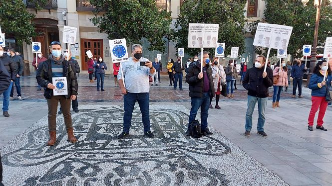 Concentración del Sindicato Independiente de Trabajadores del Ayuntamiento de Granada (SITAG) 