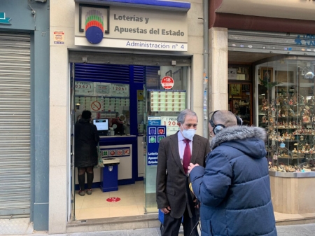 Administración donde se ha vendido el gordo (JOSÉ VELASCO) Administración donde se ha vendido el gordo (JOSÉ VELASCO)
