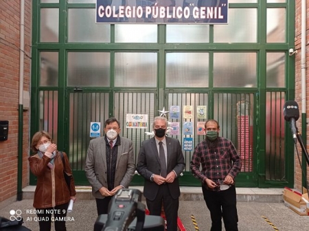 Imagen de la visita al COlegio Genil (AYTO. GRANADA) Imagen de la visita al COlegio Genil (AYTO. GRANADA)