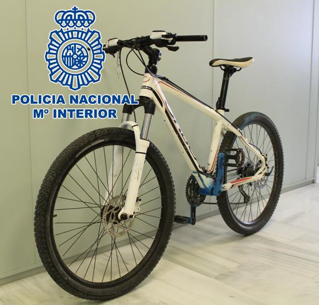 Imagen de la bicicleta recuperada (POLICÍA NACIONAL)