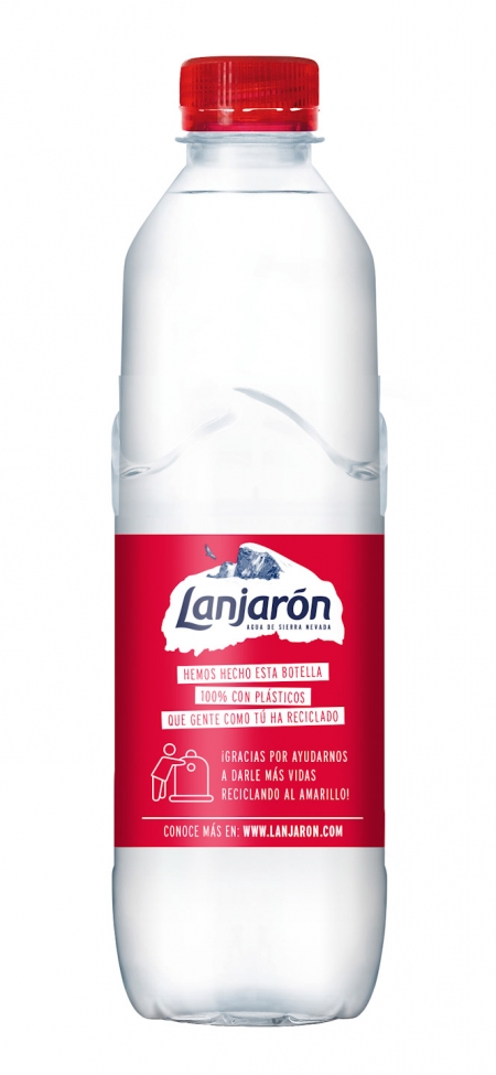 Imagen de la botella de Aguas de Lanjarón hecha con plástico reciclado (AGUAS LANJARÓN) Imagen de la botella de Aguas de Lanjarón hecha con plástico reciclado (AGUAS LANJARÓN)