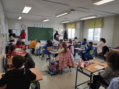 Talleres sobre juguetes sexistas celebrados en los colegios de Vegas del Genil (AYTO VEGAS DEL GENIL)