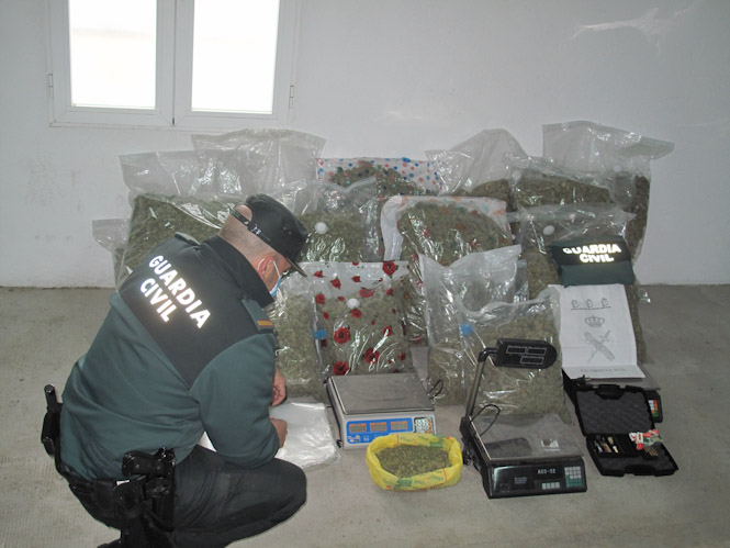 Imagen de marihuana incautada (GUARDIA CIVIL)