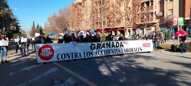 Concentración contra una nueve muerte por accidente laboral (CCOO)