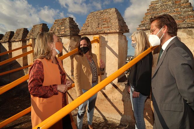 La consejera de Cultura y Patrimonio Histórico, Patricia del Pozo, visita la Torre de las Gallinas (PATRONATO DE LA ALHAMBRA Y EL GENERALIFE) 