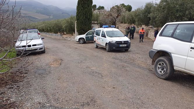 Dispositivo para localizar a un escultor desaparecido en Moclín (AYUNTAMIENTO) 