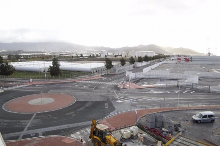 Vista general de la Zona de Actividades Logísticas (ZAL) del Puerto de Motril y del muelle de las Azucenas (PUERTO DE MOTRIL)