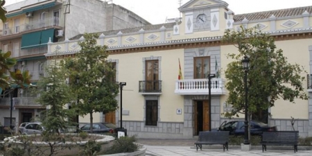 Fachada del Ayuntamiento de Atarfe (EL MIRADOR DE ATARFE)
