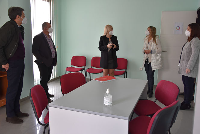 Visita a la sede dela Asociación de autismo (AYTO. BAZA)