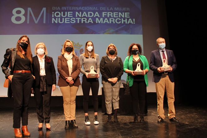 Galardonados con los premios Igualdad (AYTO. MOTRIL) 