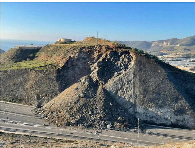 Imagen del desprendimiento en Castell de Ferro (SUBDELEGACIÓN)