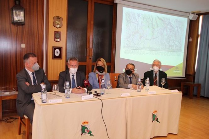 El Real Club Náutico de Motril suma su apoyo a la conexión ferroviaria entre el puerto y Granada (PUERTO DE MOTRIL) 