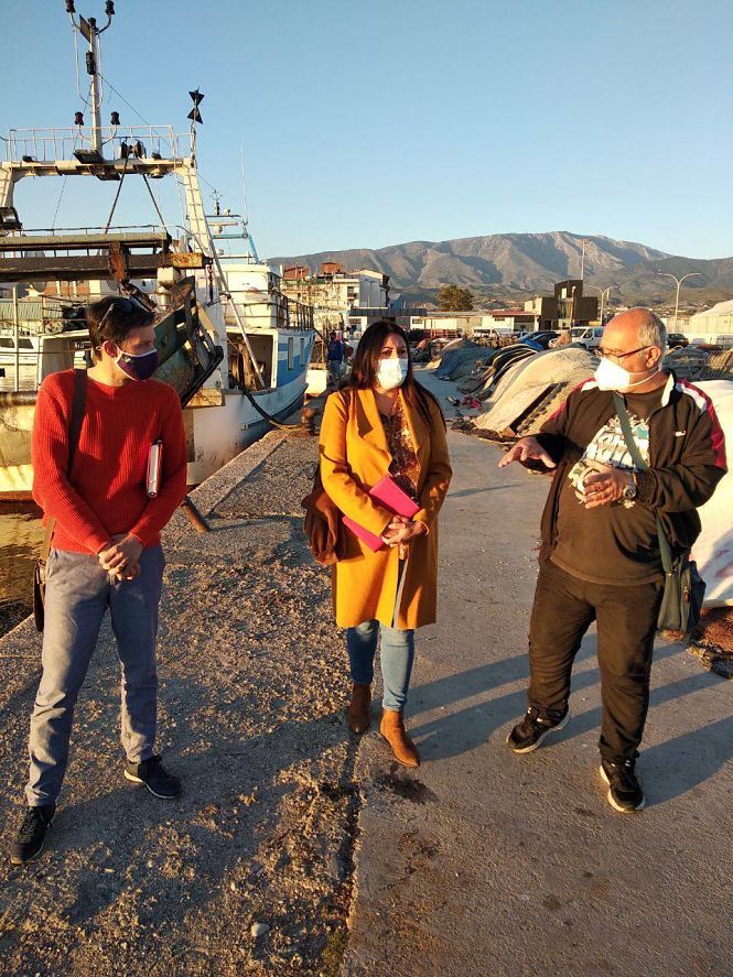 Manu Rios y Alejandra Durán han visitado el Puerto de Motril (PODEMOS)