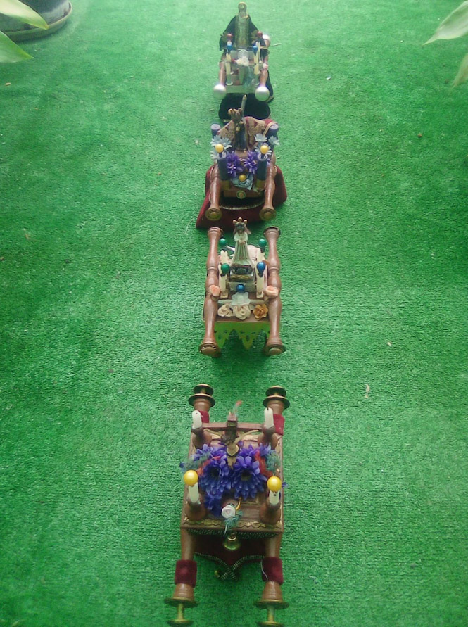 Pasos de Semana Santa hechos con material reciclado (AYTO. HUÉTOR TAJAR)