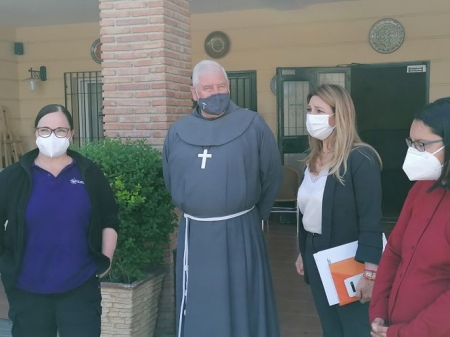 Imagen de la visita a la Fundación Cruz Blanca (CIUDADANOS)