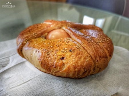 Imagen de un hornazo (AYTO. OTURA)