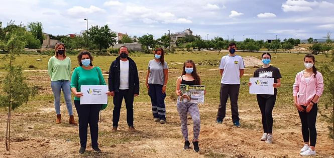 Plantación de árboles en Cúllar Vega (AYTO. CÚLLAR VEGA)