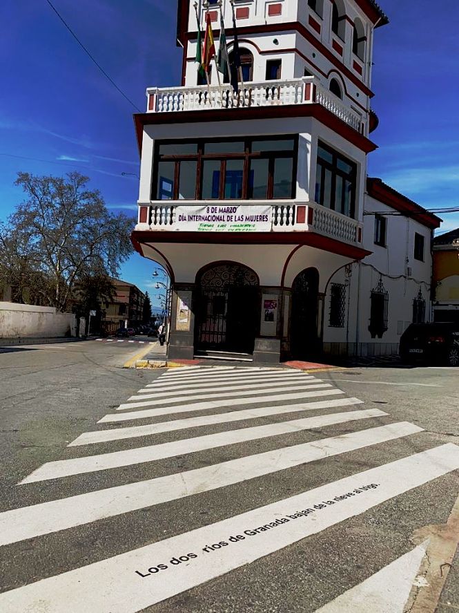 Pasos de peatones lorquianos en Pinos Puente (AYTO. PINOS PUENTE)
