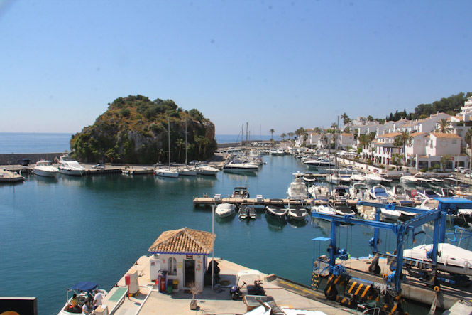 Puerto Deportivo Marina del Este (AYTO. ALMUÑECAR) 