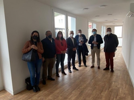 Imagen de la visita al nuevo edificio de Servicios Sociales de Albuñol (DIPUTACIÓN)