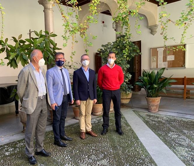 Imagen de la visita al Conservatorio `Victoria Eugenia` (JUNTA)