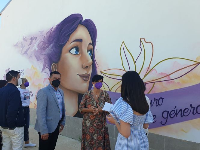 Imagen de la inauguración del mural (DIPUTACIÓN) 