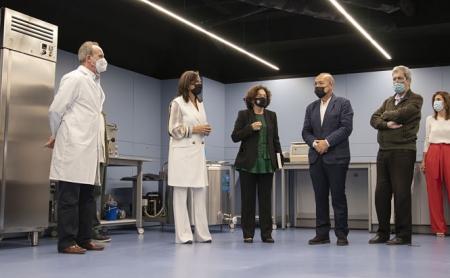 Imagen de la visita al laboratorio (UGR)