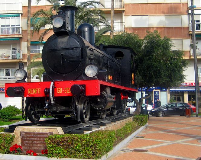 Monumento al ferrocarril en Águilas Murcia El Labradorcico (AAF BAZA)