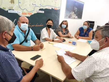 Imagen de la reunión (MDAD. COSTA TROPICAL)